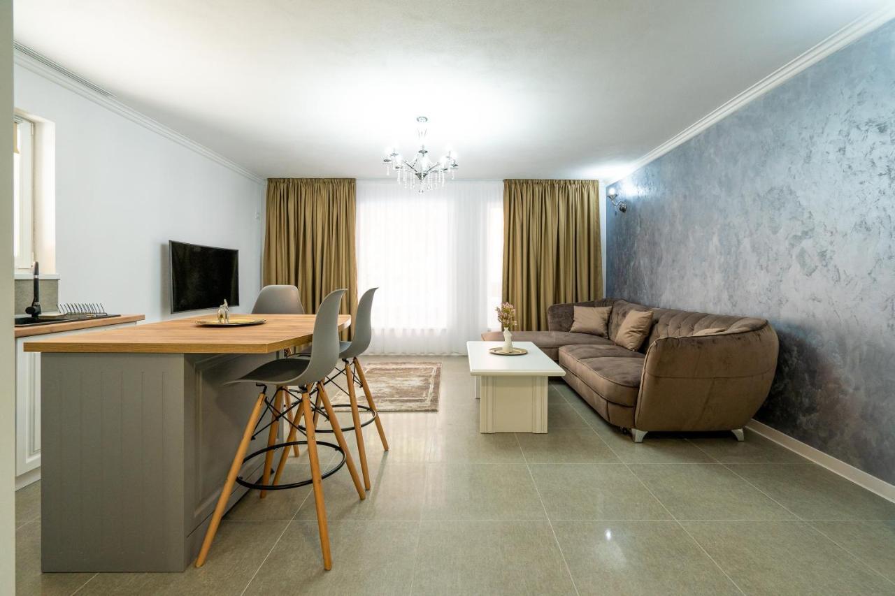 Armada Aparthotel Alba Iulia Eksteriør billede