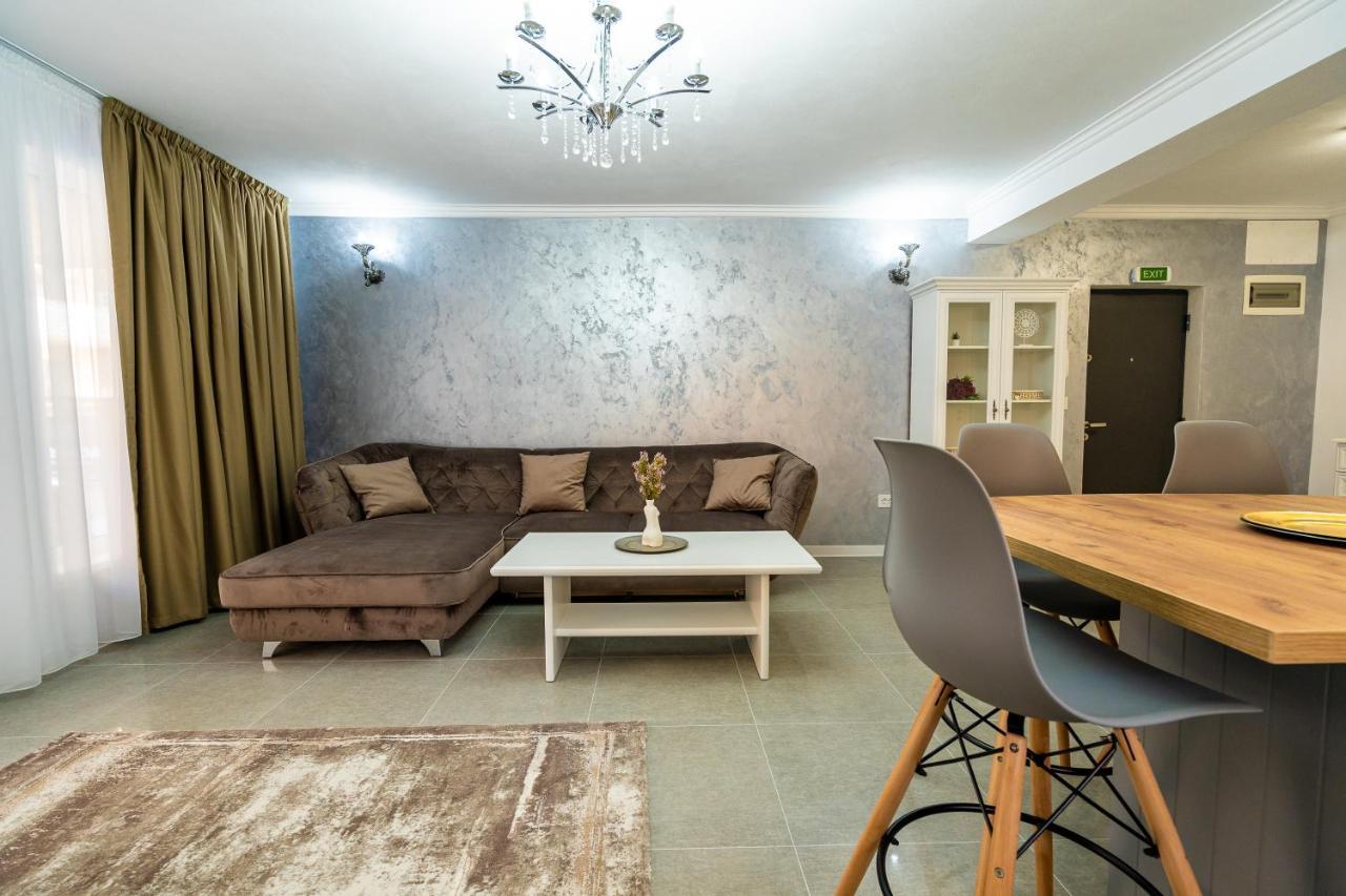 Armada Aparthotel Alba Iulia Eksteriør billede